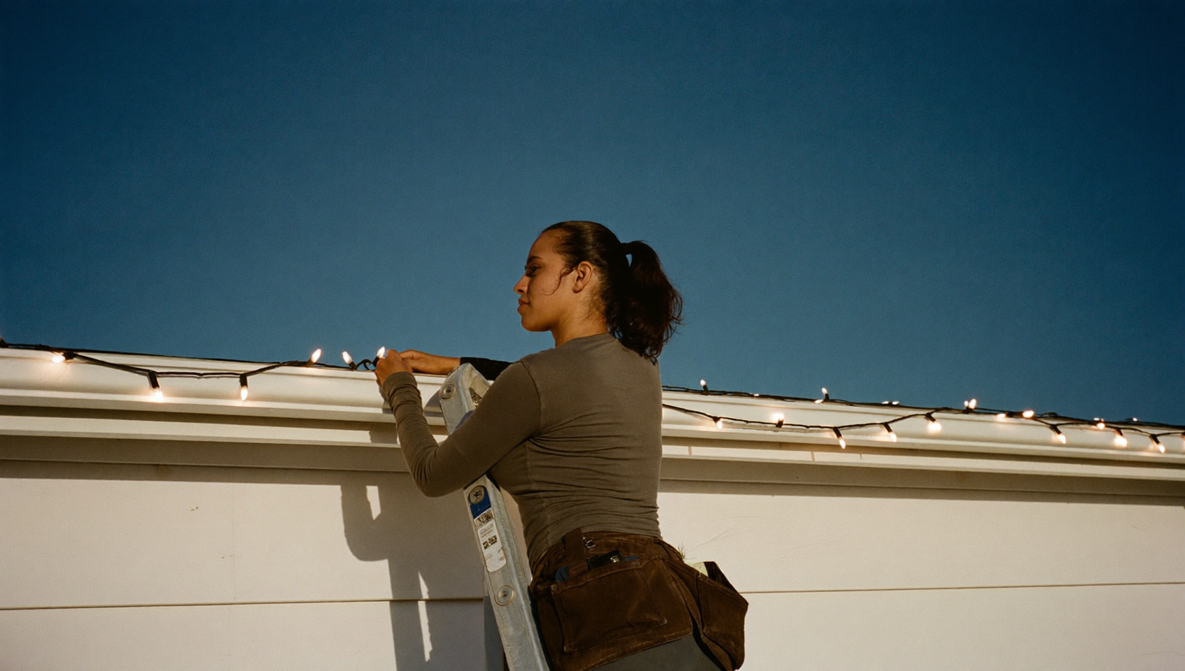 How to Start a Permanent Outdoor Christmas Lighting Business in 2026